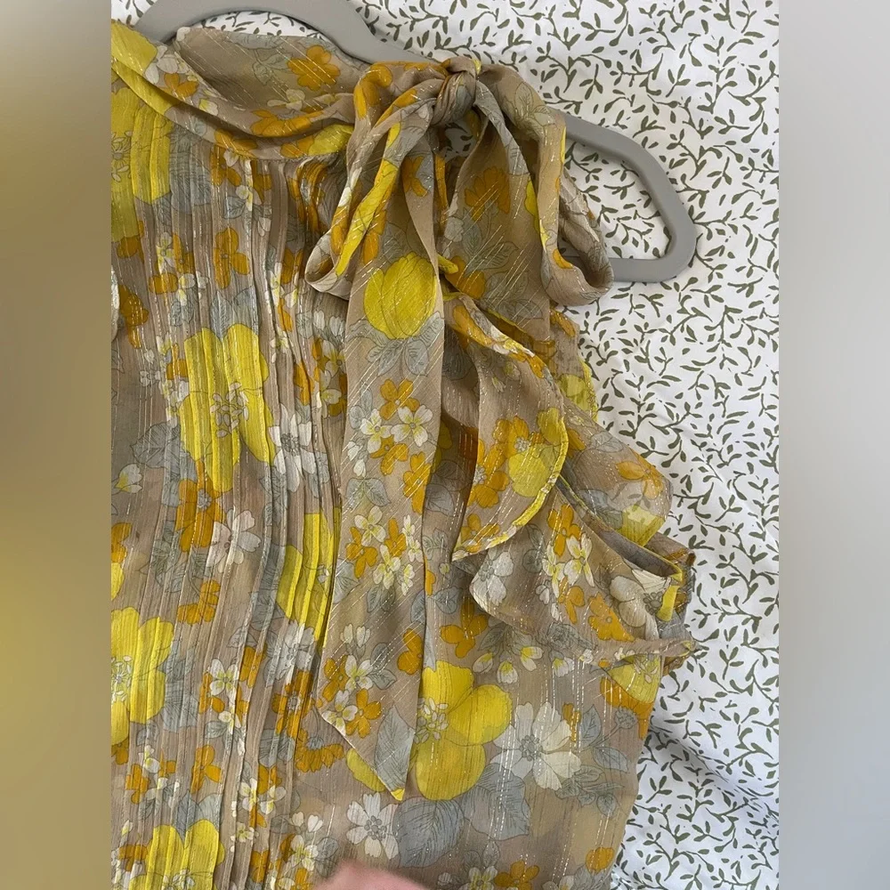 Veronica Beard Dali Silk Halter Top Yellow Floral Pyrex Threading Size 6 - Picture 4 of 15
